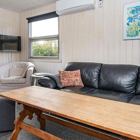 6 Person Holiday Home In Hvide Sande Nørre Lyngvig Buitenkant foto