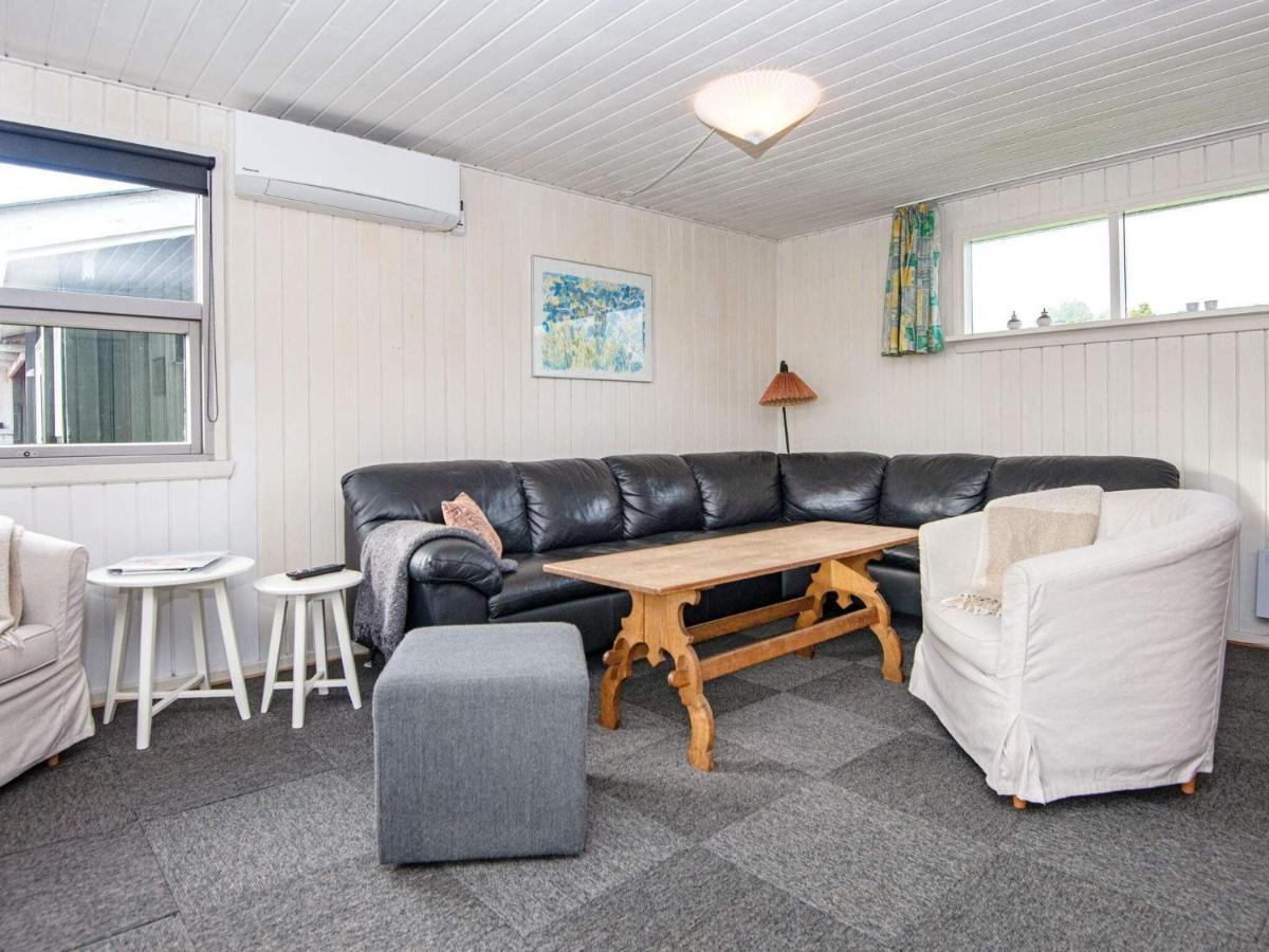 6 Person Holiday Home In Hvide Sande Nørre Lyngvig Buitenkant foto