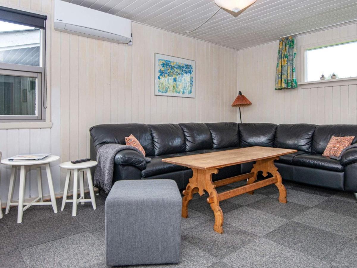 6 Person Holiday Home In Hvide Sande Nørre Lyngvig Buitenkant foto