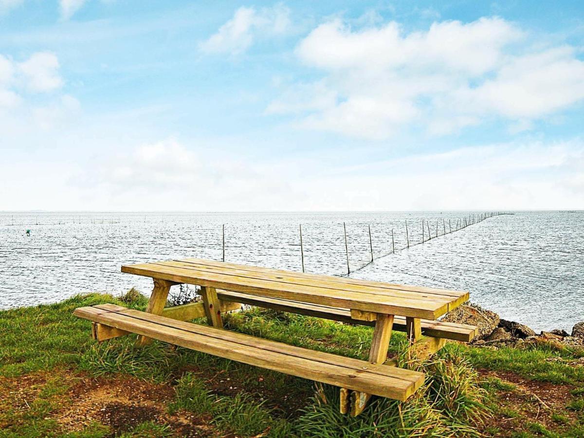 6 Person Holiday Home In Hvide Sande Nørre Lyngvig Buitenkant foto